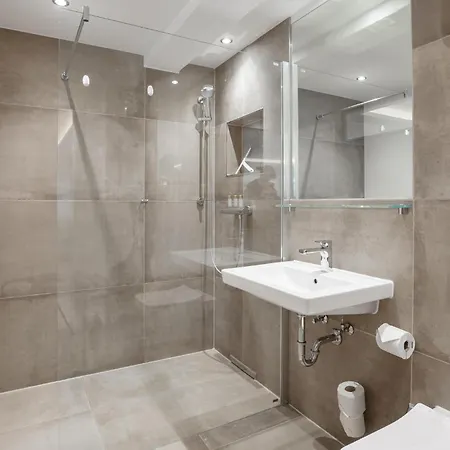 Prince Apartment *
